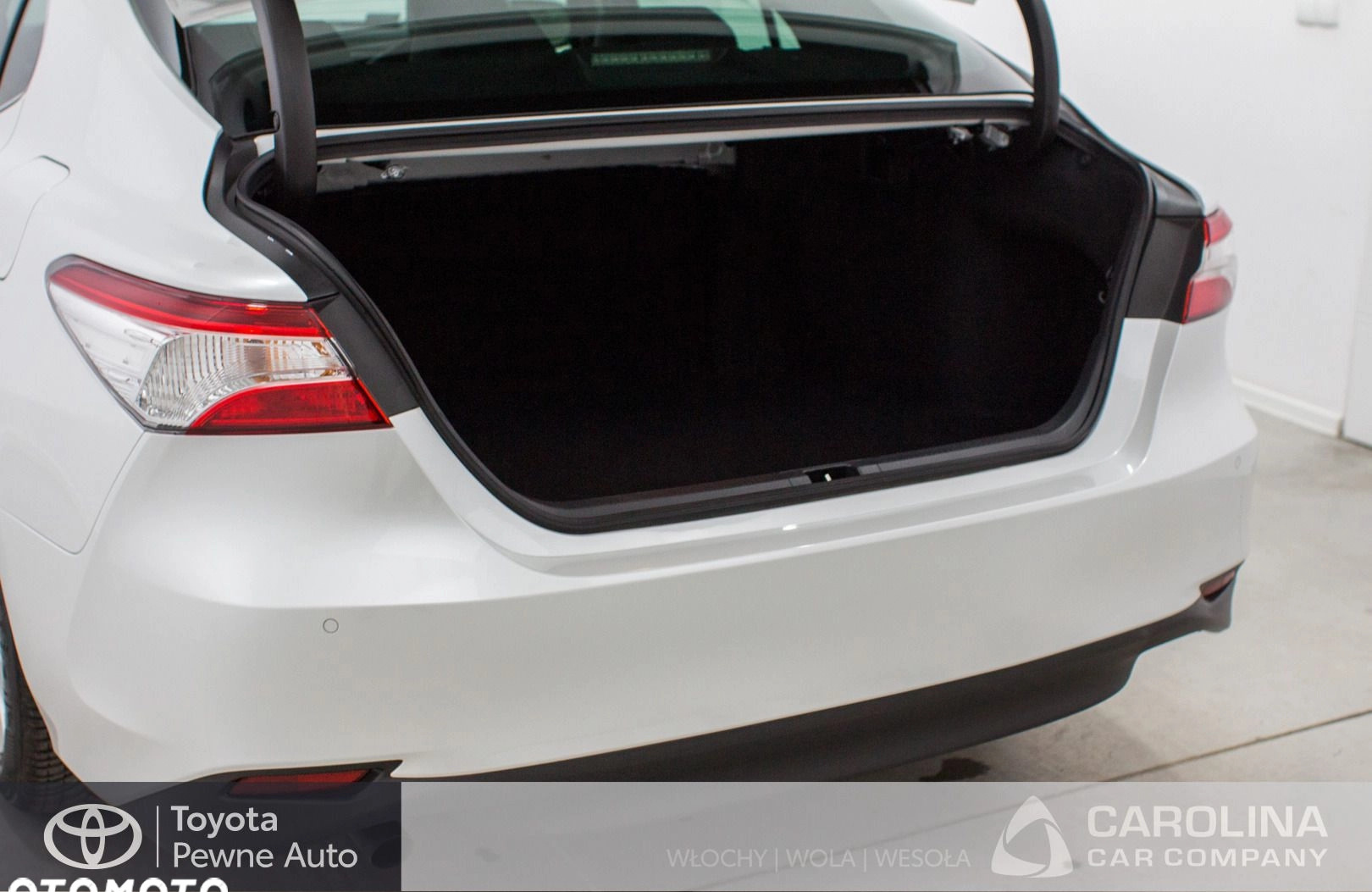Toyota Camry cena 108500 przebieg: 93932, rok produkcji 2020 z Warszawa małe 121